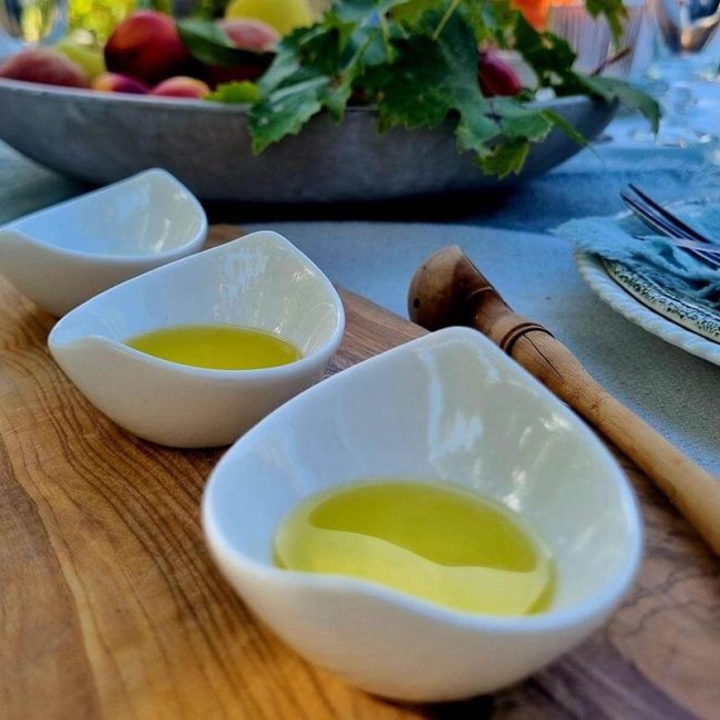 olive oil tasting